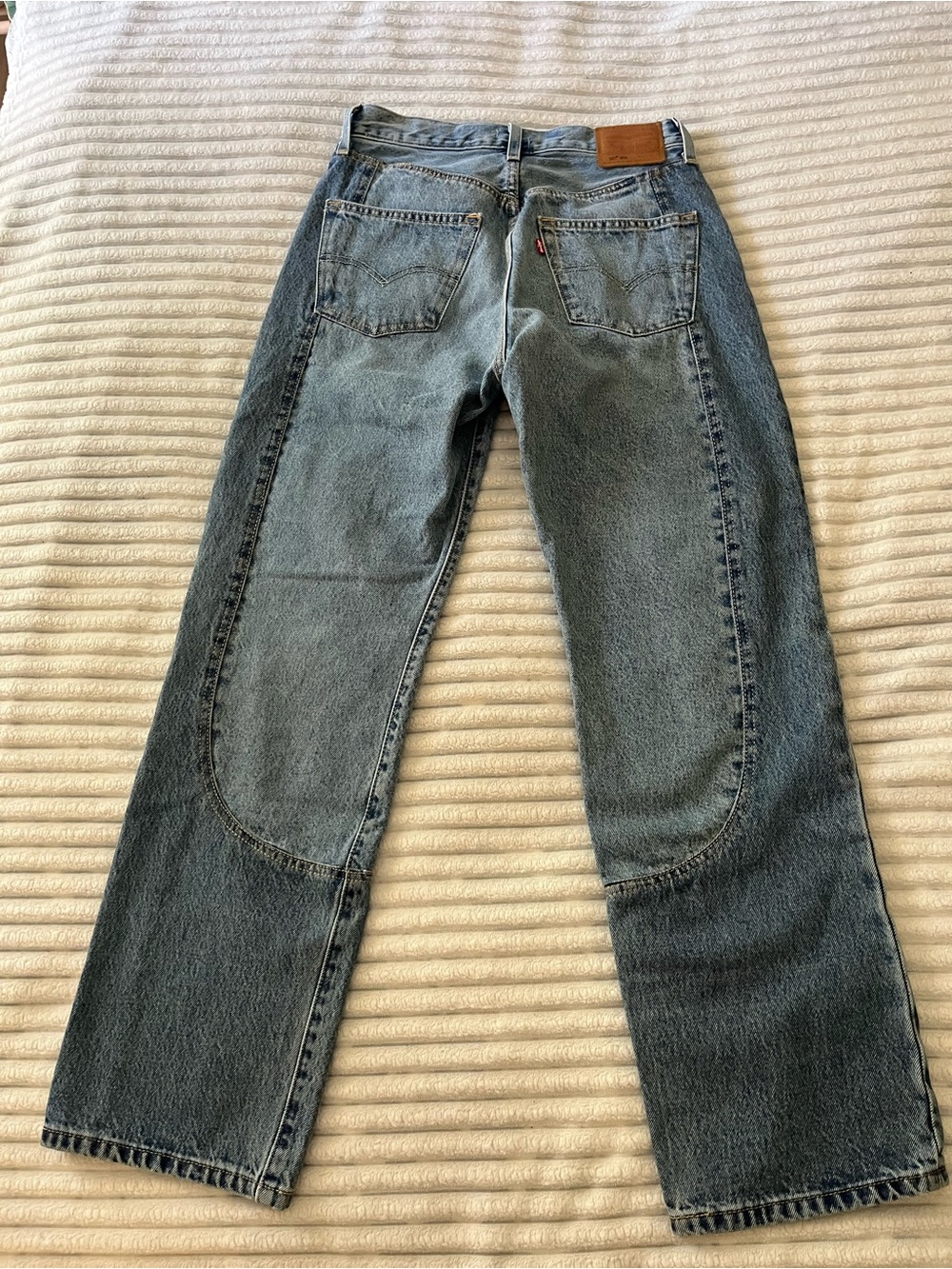 Levi’s 90s 501 Jeans - Picture 9 of 15